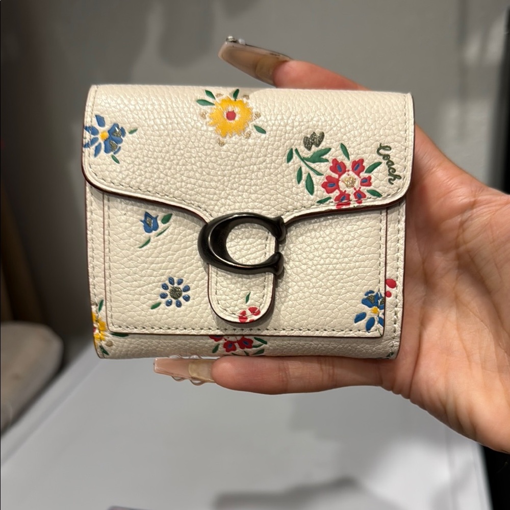 Coach Floral Cream Leather Wallet